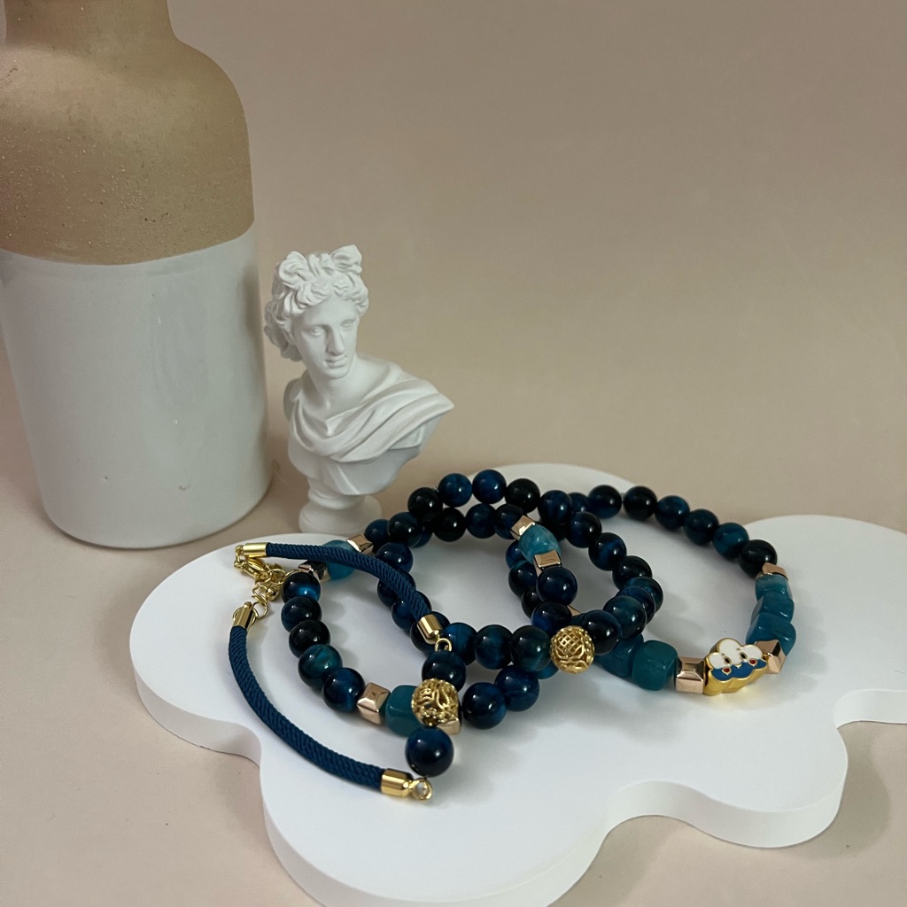 Elegant Blue And Gold Beaded Bracelet Set